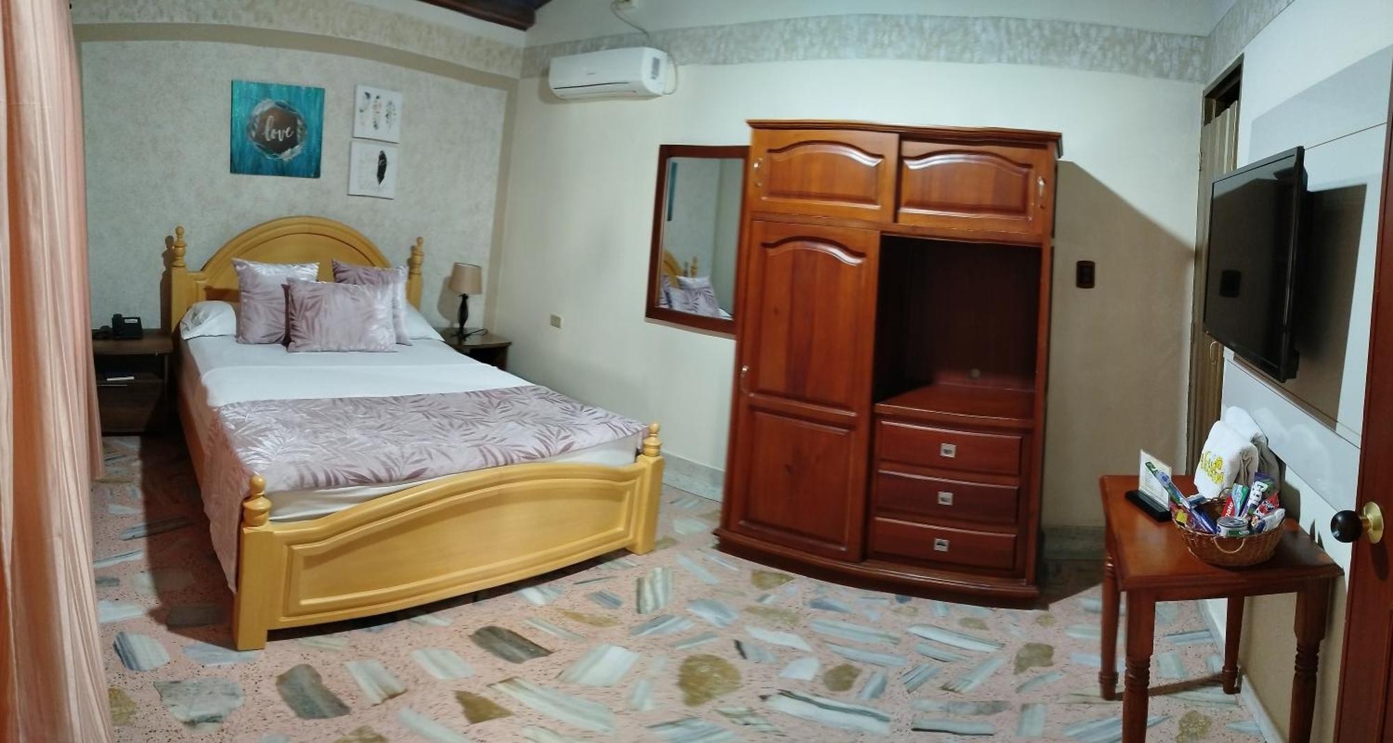 Hotel Casa Aragon Cartago Exterior photo